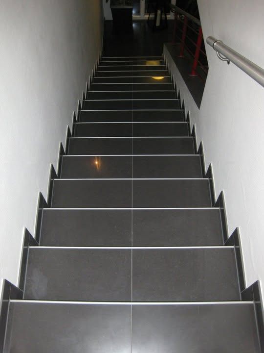 Geflieste Treppen – Innentreppen, 2011